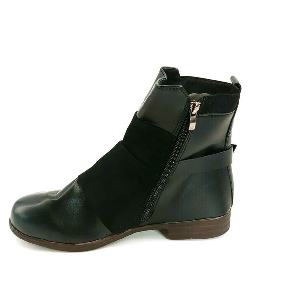 Womans Ankle Bootie Black Faux Leather SideZip - Picture 2 of 9